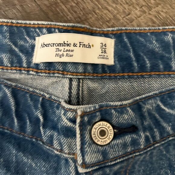 Abercrombie & Fitch High Rise The Loose Jean- Size 34/18 - Picture 4 of 7